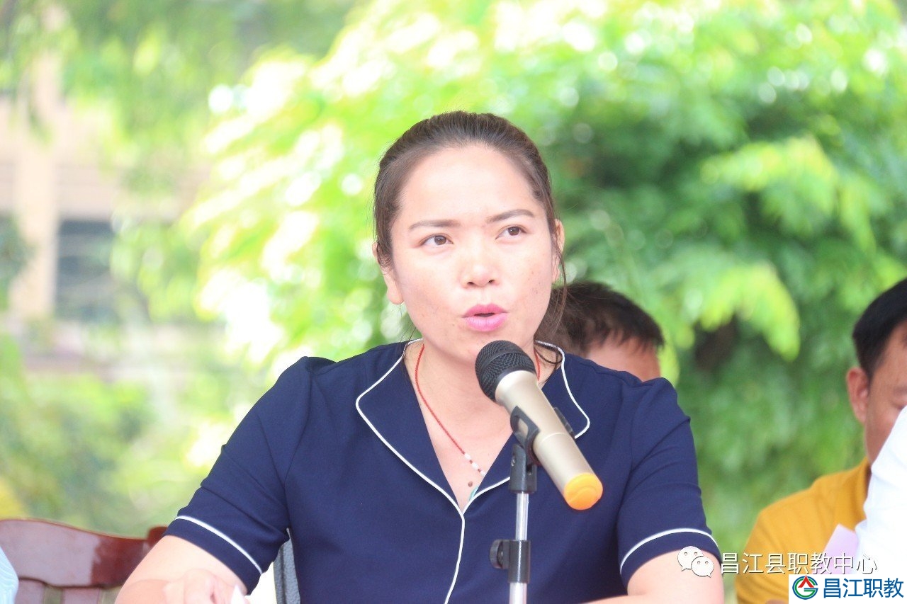 昌江县职业教育中心隆重举行2017年中职技能大赛(图5) 昌江县职业教育中心隆重举行2017年中职技能大赛(图5)