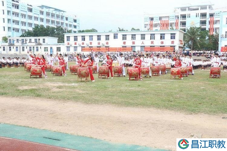 昌江职教中心“一学一做”专题系列活动(二)(图4) 昌江职教中心“一学一做”专题系列活动(二)(图4)