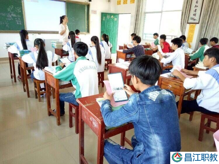 016年石碌镇学校招生宣传工作(图3)