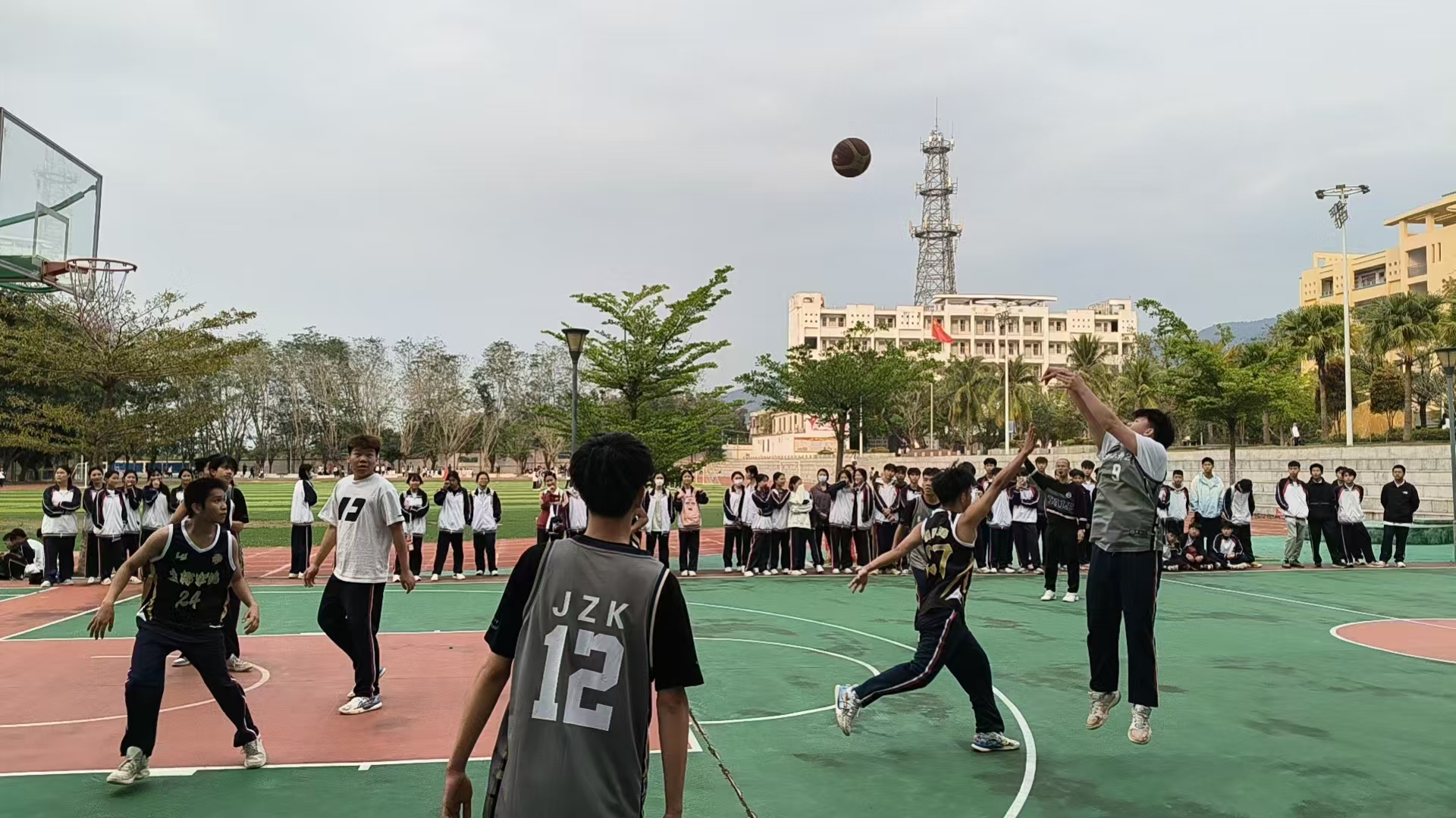 2025年球季校园篮球赛(图1)